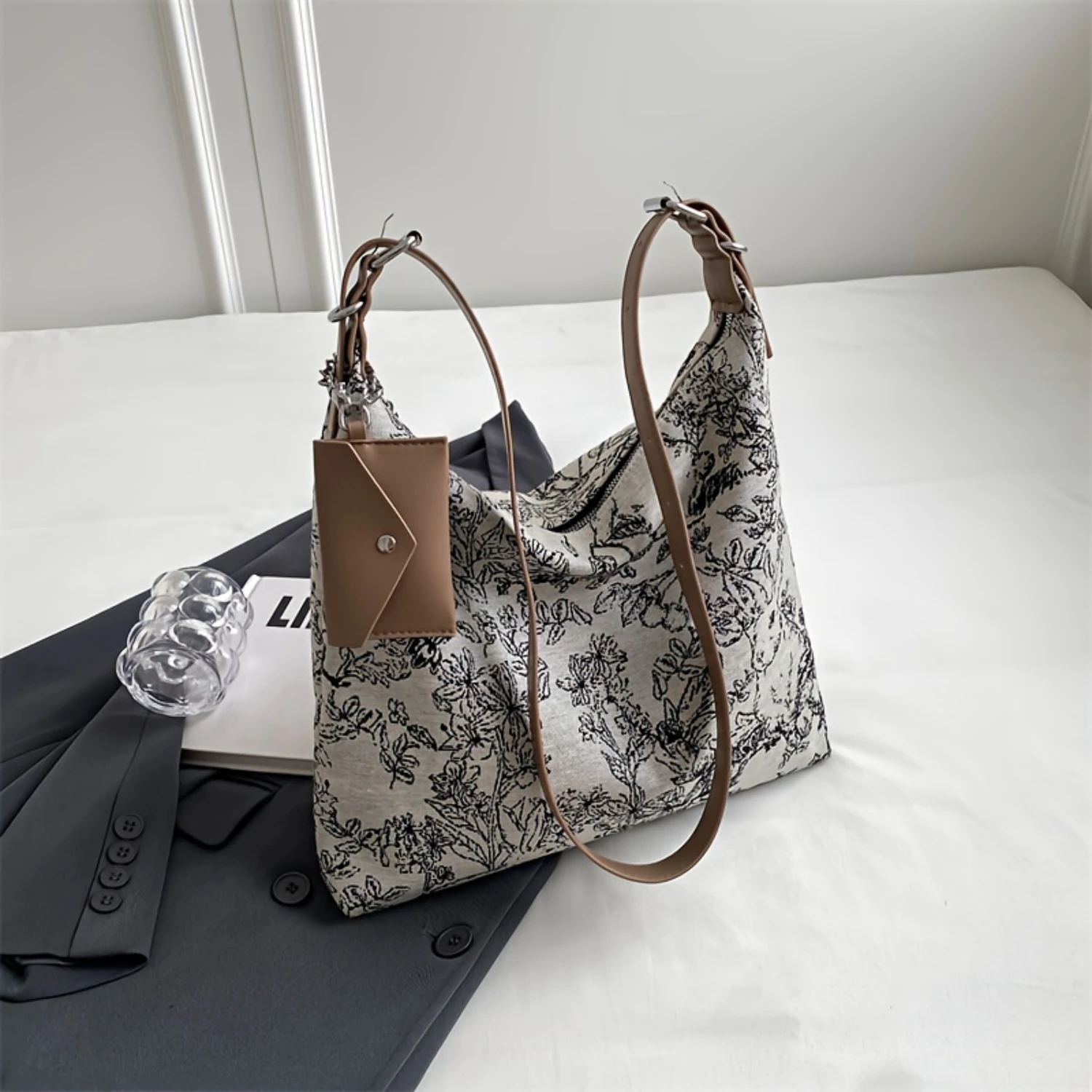 Women's Vintage Style PU Leather Crossbody Bag - Affordable Daily Use Handbag with Adjustable Strap