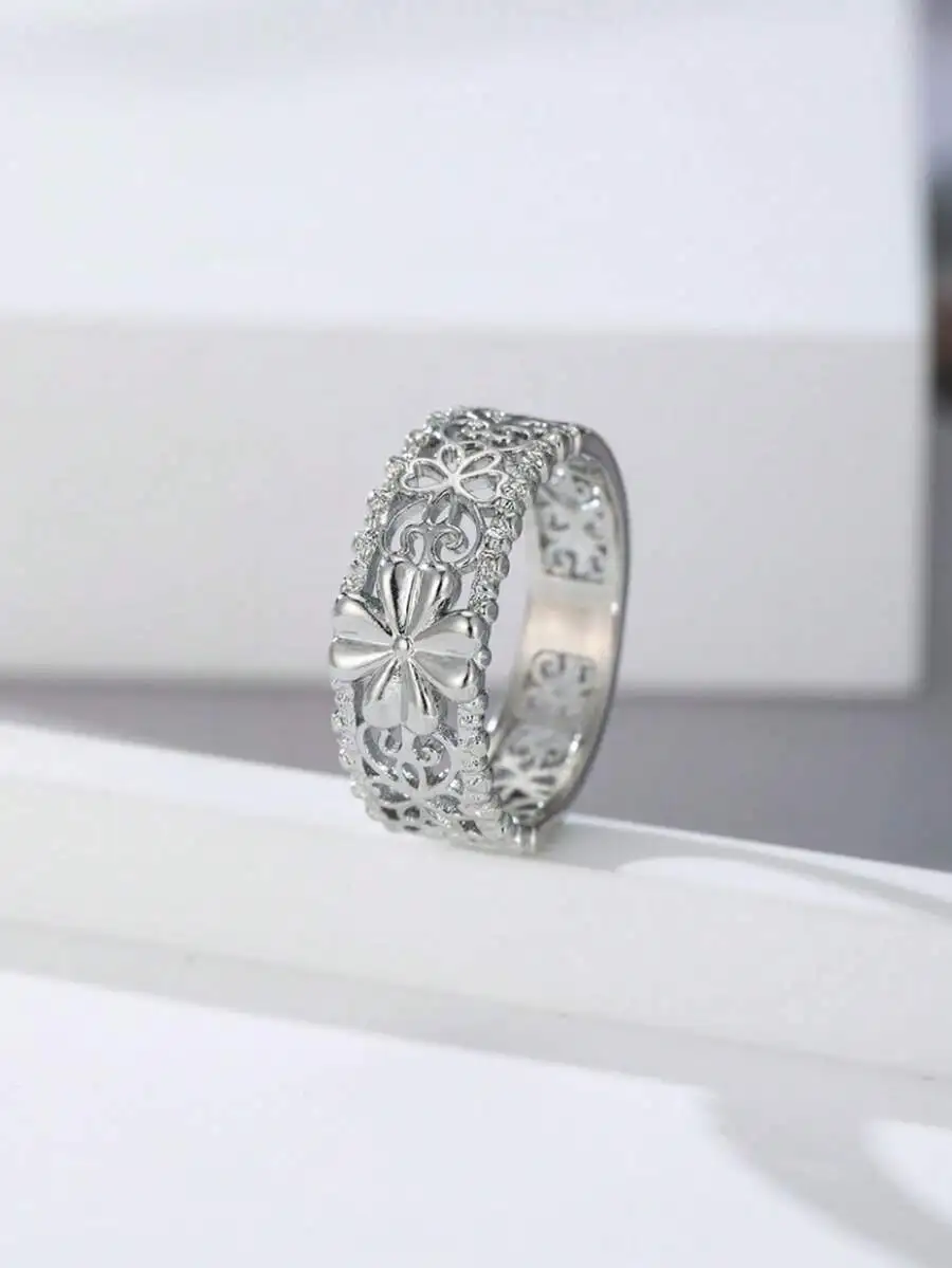 

Vintage Bohemian Openwork Flower Ring For Women Elegant Everyday Jewelry Gift