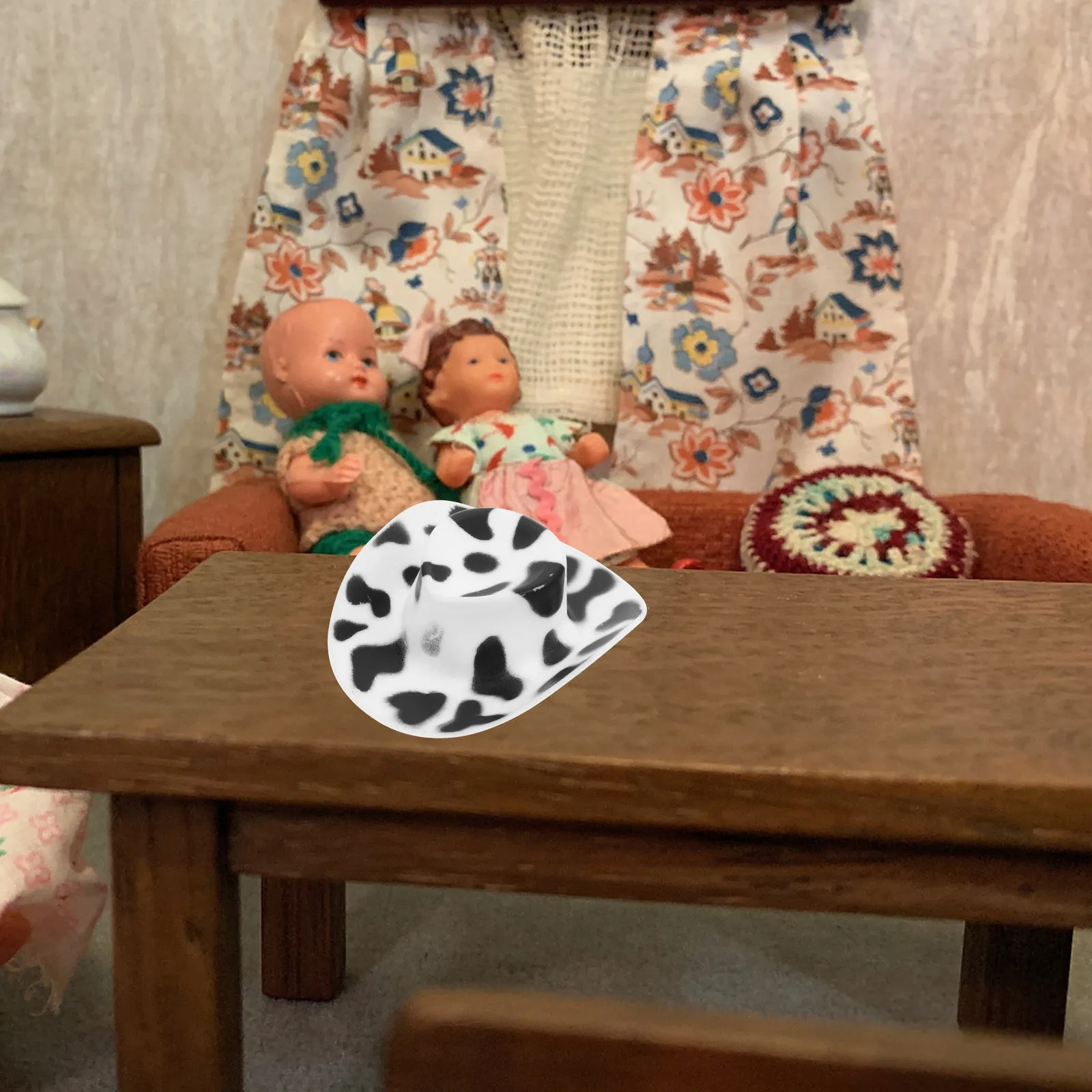 Acessórios de chapéu de cowboy em miniatura, adoráveis, decorativos, resistentes ao desgaste, duráveis, práticos, leves, natal, aniversário, casamento