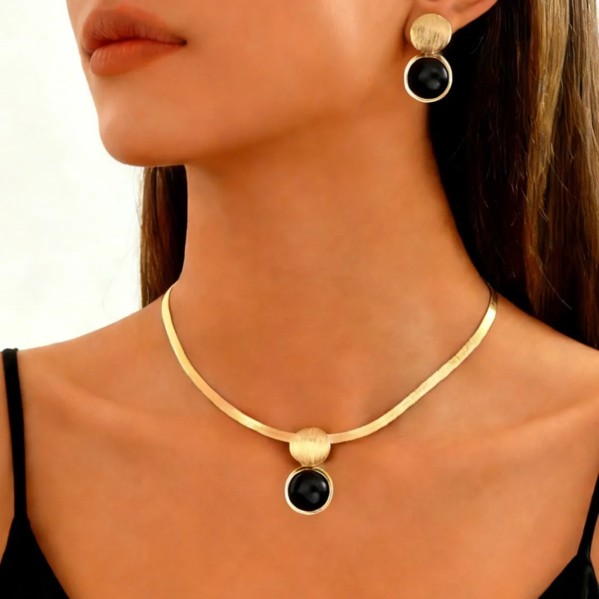Stylish Wide-Faced Flat Snake Chain Necklace Earrings Set
