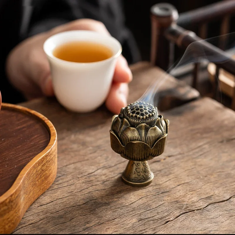 

2025 New 1Pcs High Quality Handheld Incense Burners for Middle Eastern Arab Festivals Small Incense Burners with Metal Trays