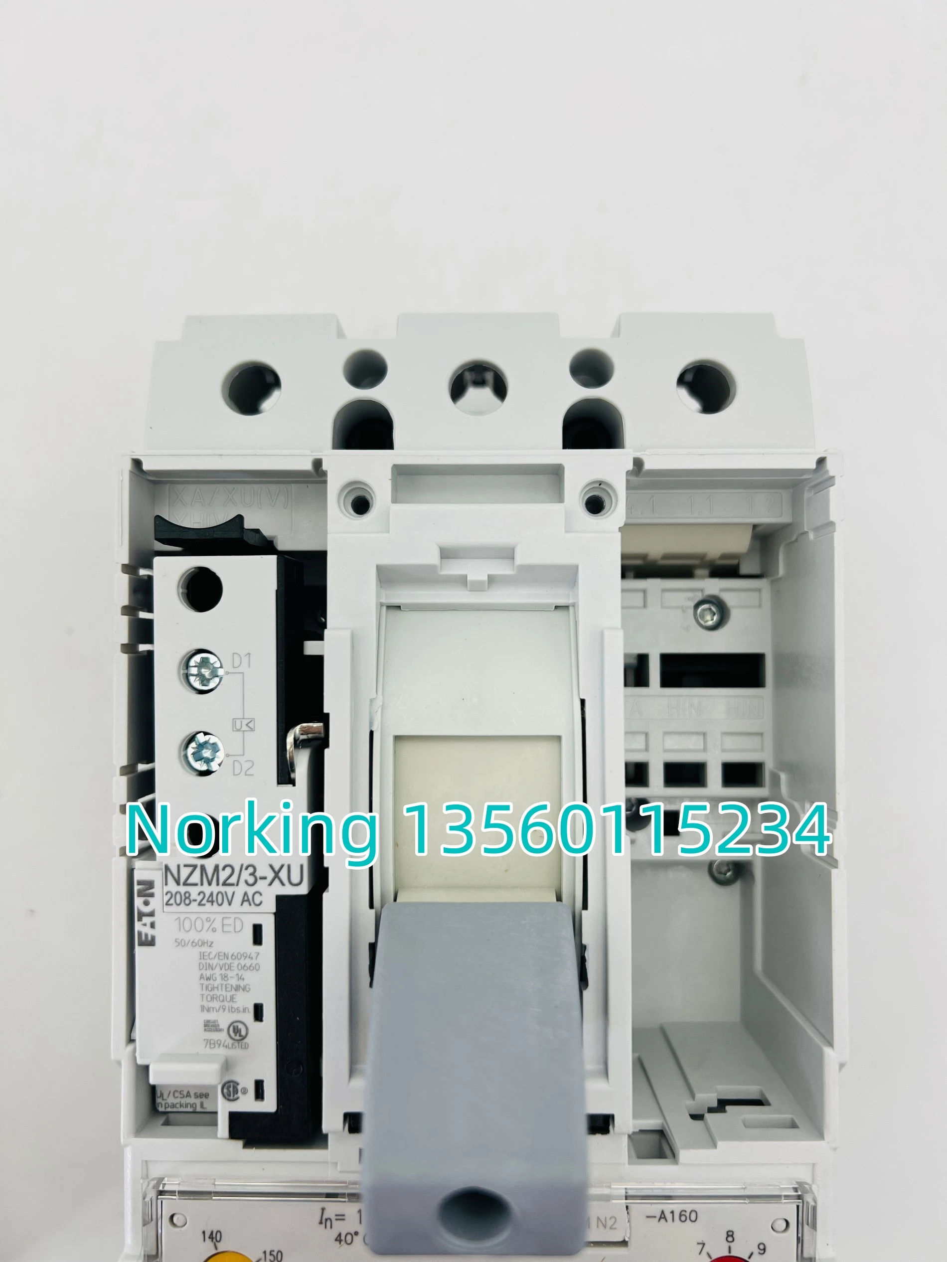 

EATON Eaton Muller, Molded Case Circuit Breaker Undervoltage Coil NZM2/3-XU208-240AC New Spot