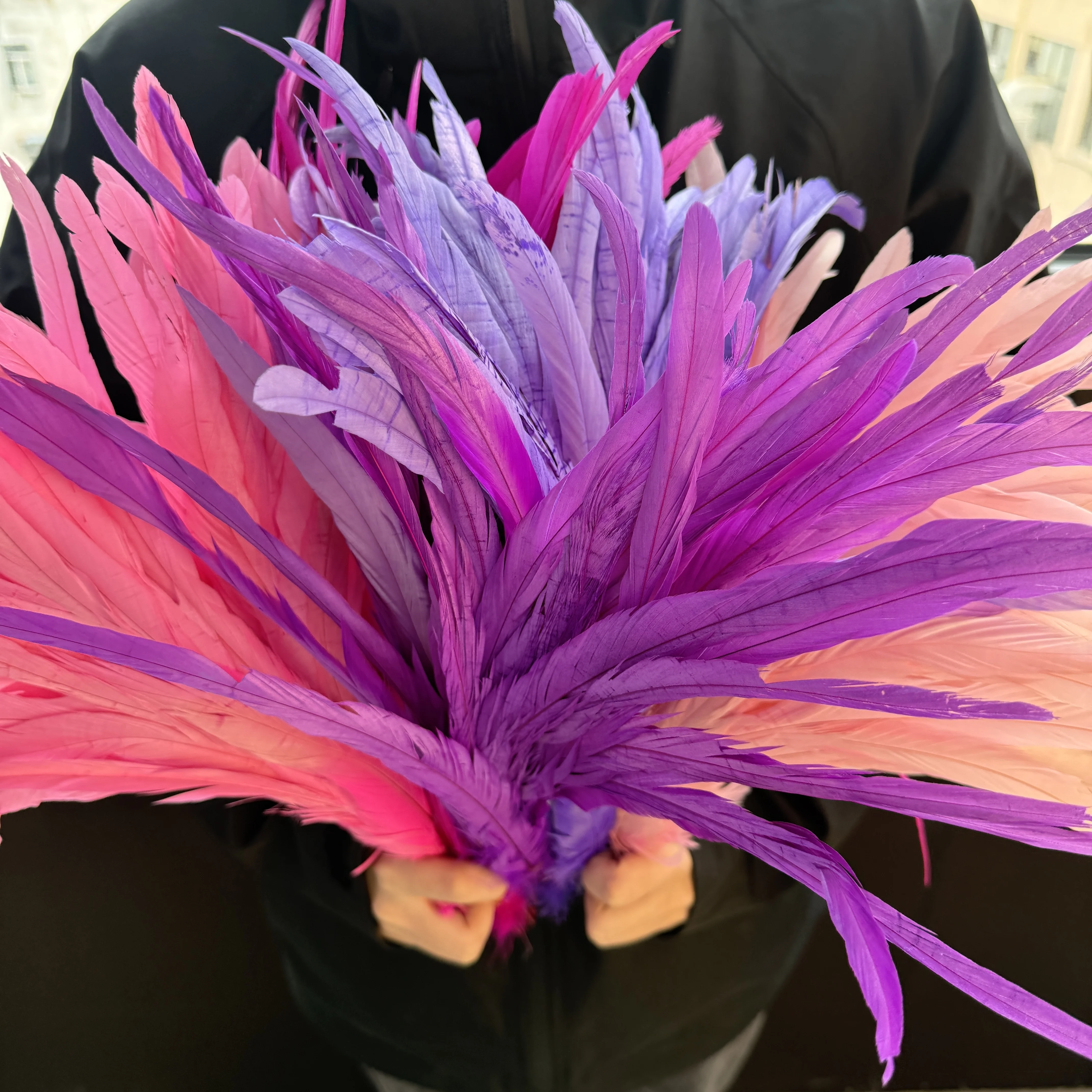 

100Pcs Pack Long Natural Purple Rooster Feathers 20-35cm for Carnival Christmas Decor, DIY Costume Headpiece, Party Centerpieces