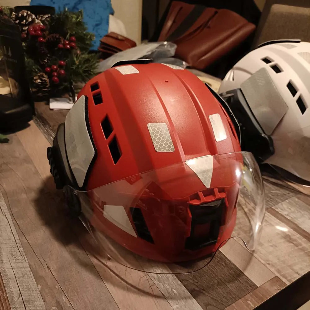 backcountry.com bike helmet Team Wendy SAR Backcountry in Yellow The emergency release cheek pads are a detail I hope to never need Best Mountain Bike Helmets |