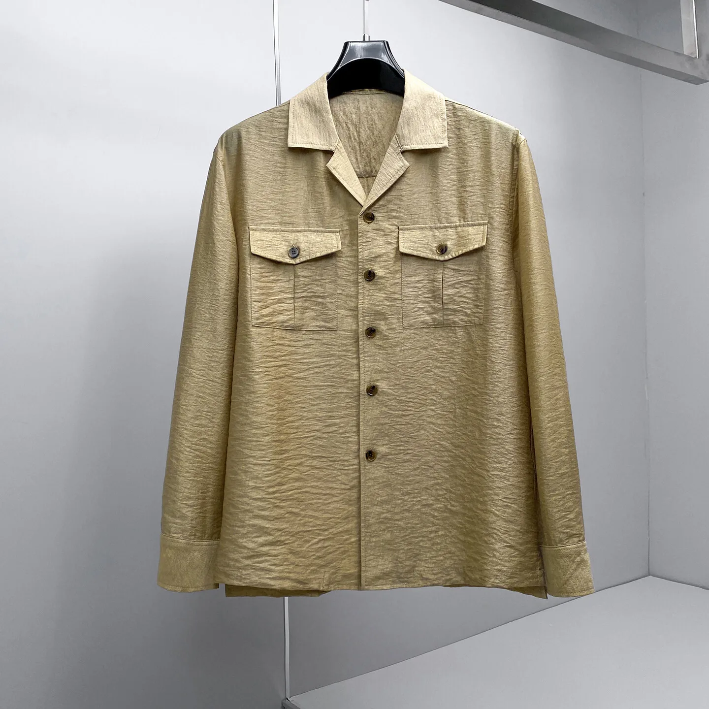 

Мужская льняная рубашка с длинным рукавом, весна 2026, базовый слой, повседневный стиль, городская молодежная мода, приталенный крой, с элементами из искусственной кожи