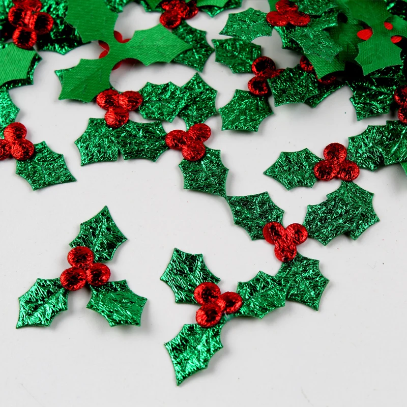 100pcs Christmas Tree Decoration Artificial Clover Holly Berries and Leaves Appliques New Year Party Home Table Decor DIY Craft