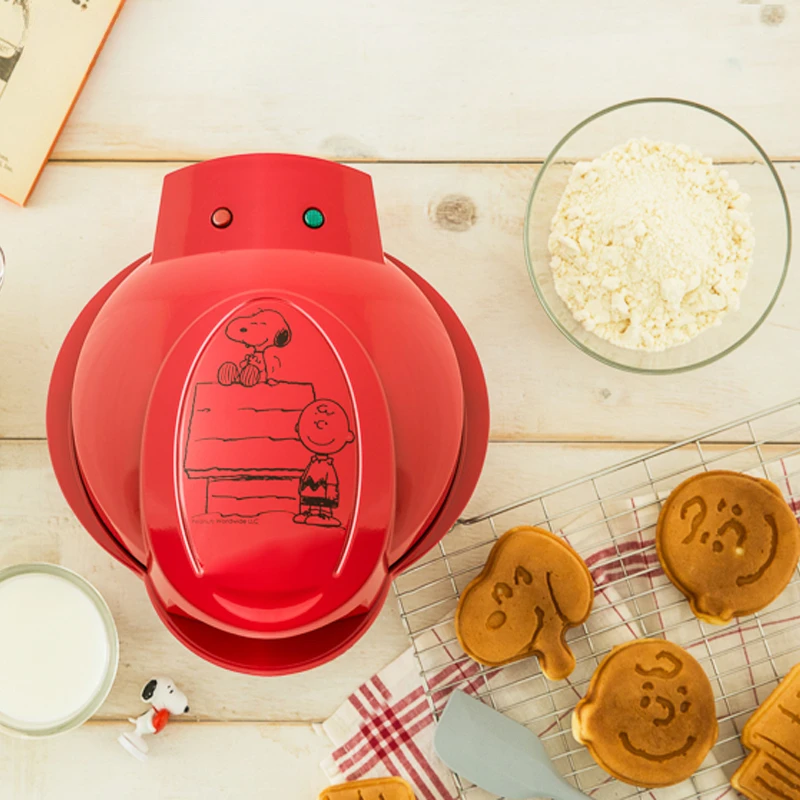 220V Snoopy Electric Waffle Maker - Bring Fun and Deliciousness to Your Breakfast