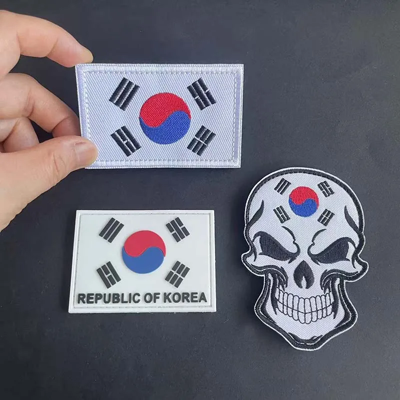 3 Stück/Südkoreanische Flagge, Totenkopf-Taktikabzeichen, gestickte Aufnäher, PVC-Applikationen, Rucksackaufkleber, Moral-Emblem für Kleidung, Hüte – Detail 2