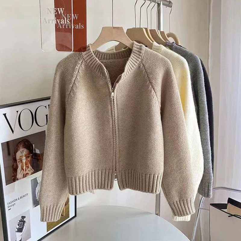 Round Neck Knitted Zip Cardigan Women\'s Top 2022 Autumn Winter Solid Color Long Sleeve Loose Short Jacket Casual Apricot Coats