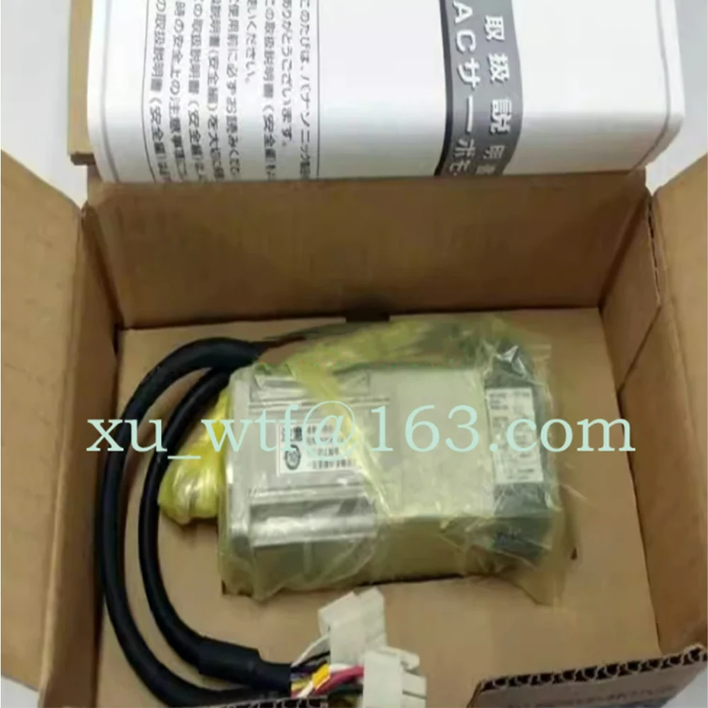 

Новый оригинальный серводвигатель MSMD012P1C