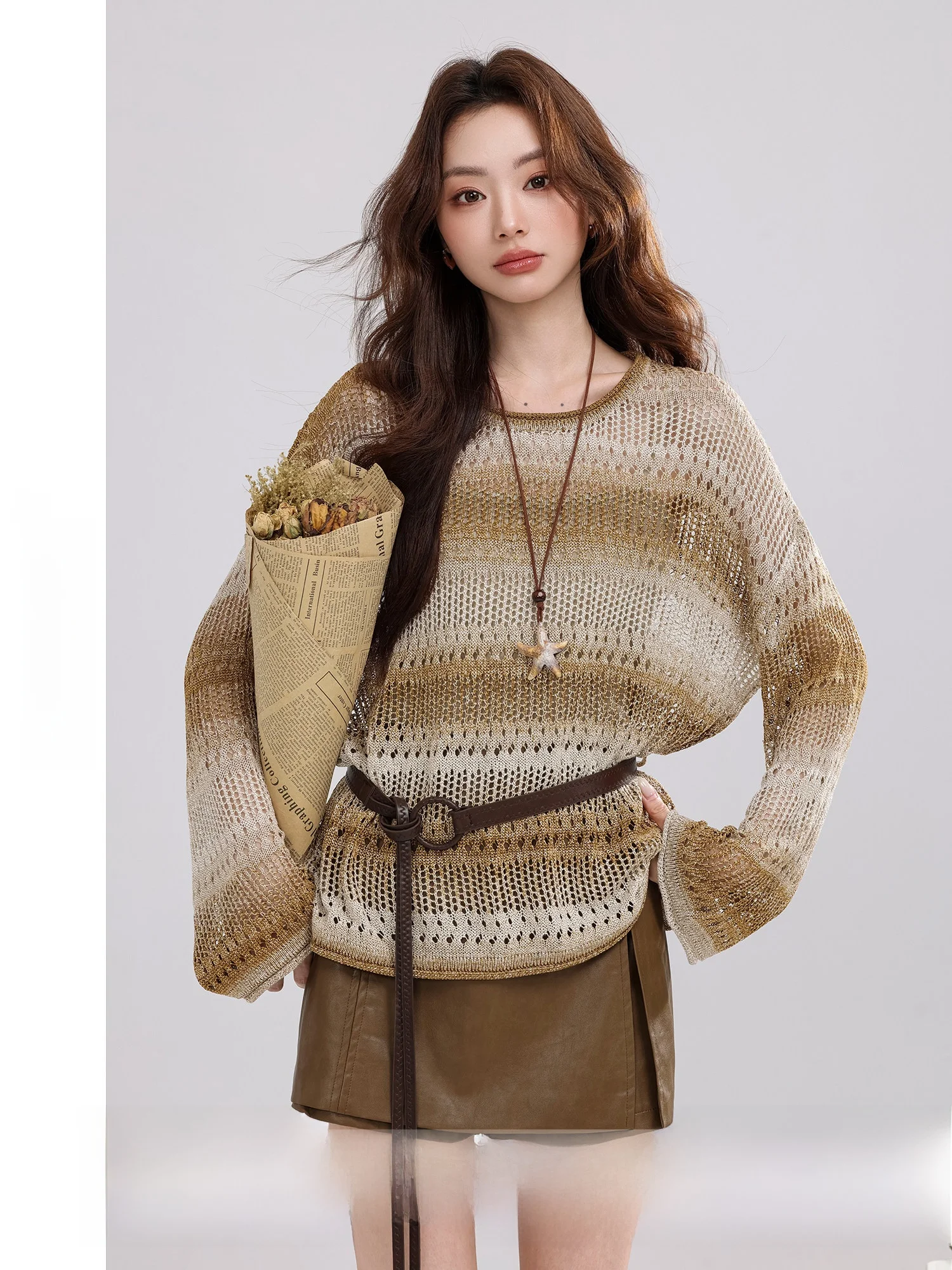 

Autumn Wild Leisure Sle Women's Knitted Hollow out adient Color Sweater Long Sve Casual Faion Polyester Fiber Top