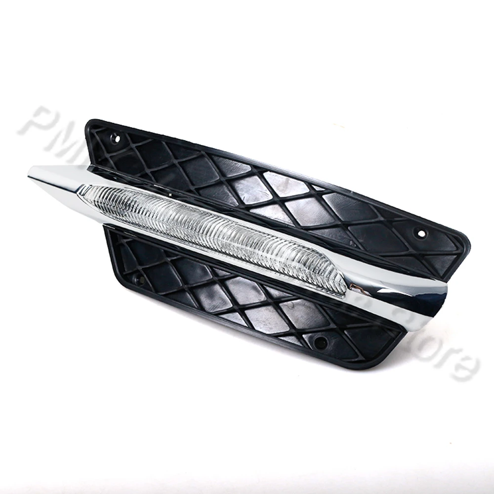 Front Bumper Grilles Molding LED Fog Light Daytime Running Light Fog Lamp For Mercedes-Benz W204 C-Class 2012 2013 2014 view 4