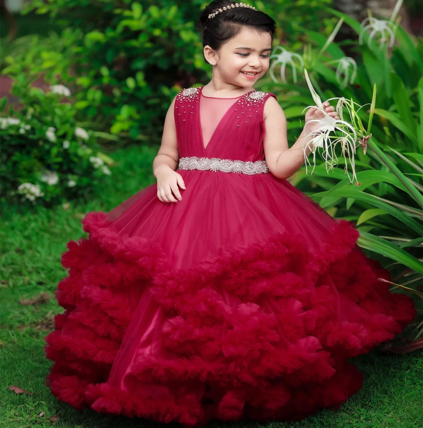 2024 cristalli bordeaux Flower Girl abiti Ball Gown Tiers bambina Christmas Peageant compleanno battesimo Tutu abiti