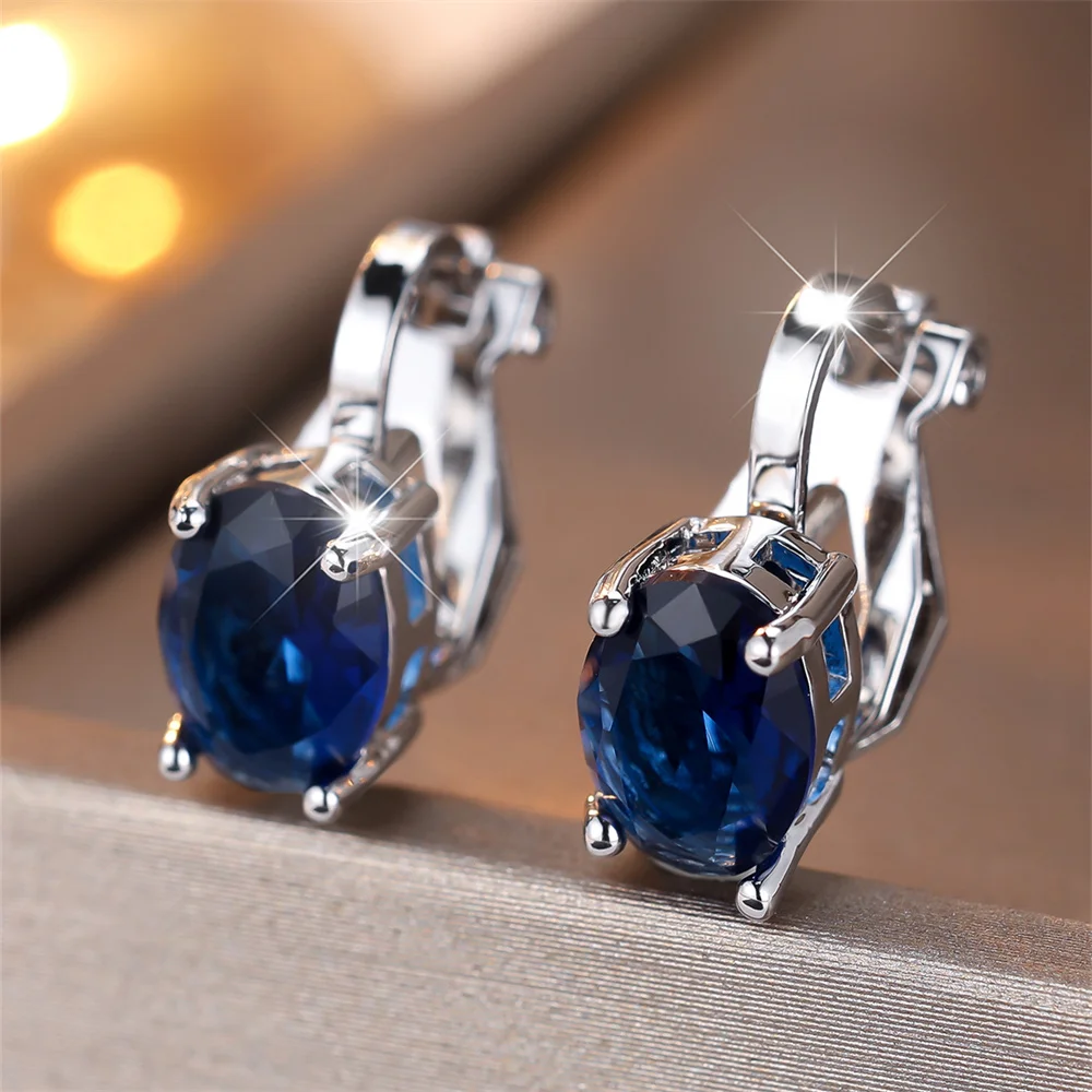Blauer ovaler Stein Regenbogen Zirkon Kleine Clip-Ohrringe für Frauen Vintage Silber Farbe Verlobungsohrring Mehrfarbiger Kristallschmuck