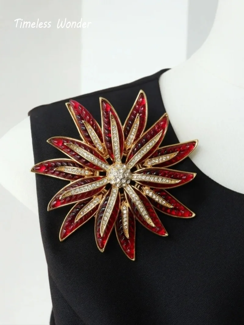 Timeless Wonder Fancy Zircon Geo Glass Floral Brooch Pins for Women Designer Jewelry Runway Top Luxury Rare Statement Mix 7577