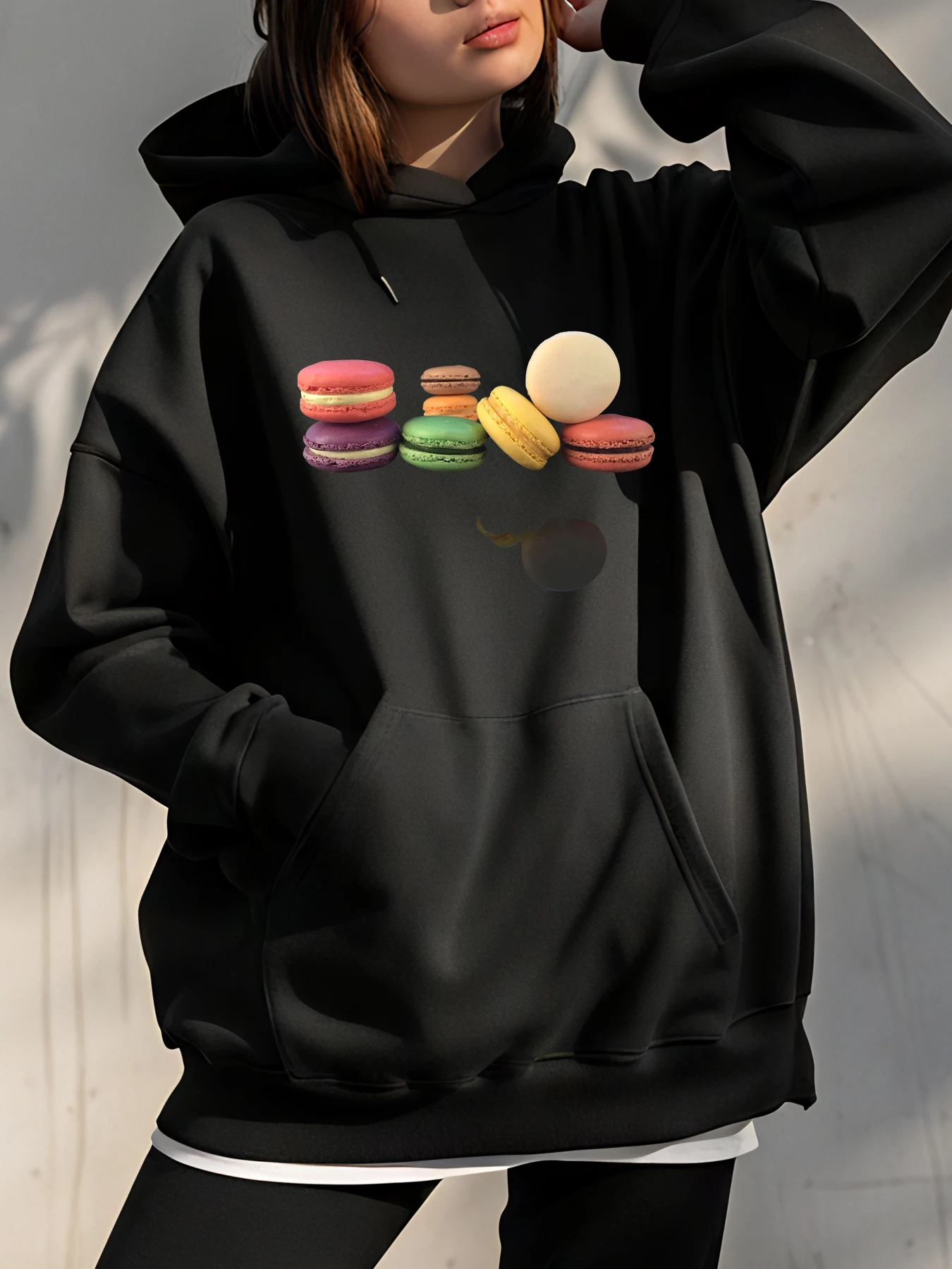 

Женская черная толстовка с принтом макарон, повседневная толстовка большого размера, модная уличная одежда для молодых девушек и женщин