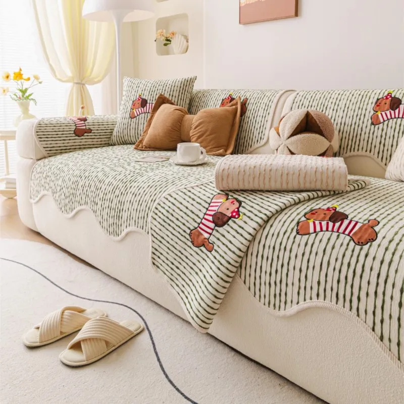 2026 Autumn Sofa Protector Arc Edge Soft Anti-Skid Living Room Striped Sofa Mats Puppy Print Sofa Cushion Cover Mats Non-Slip