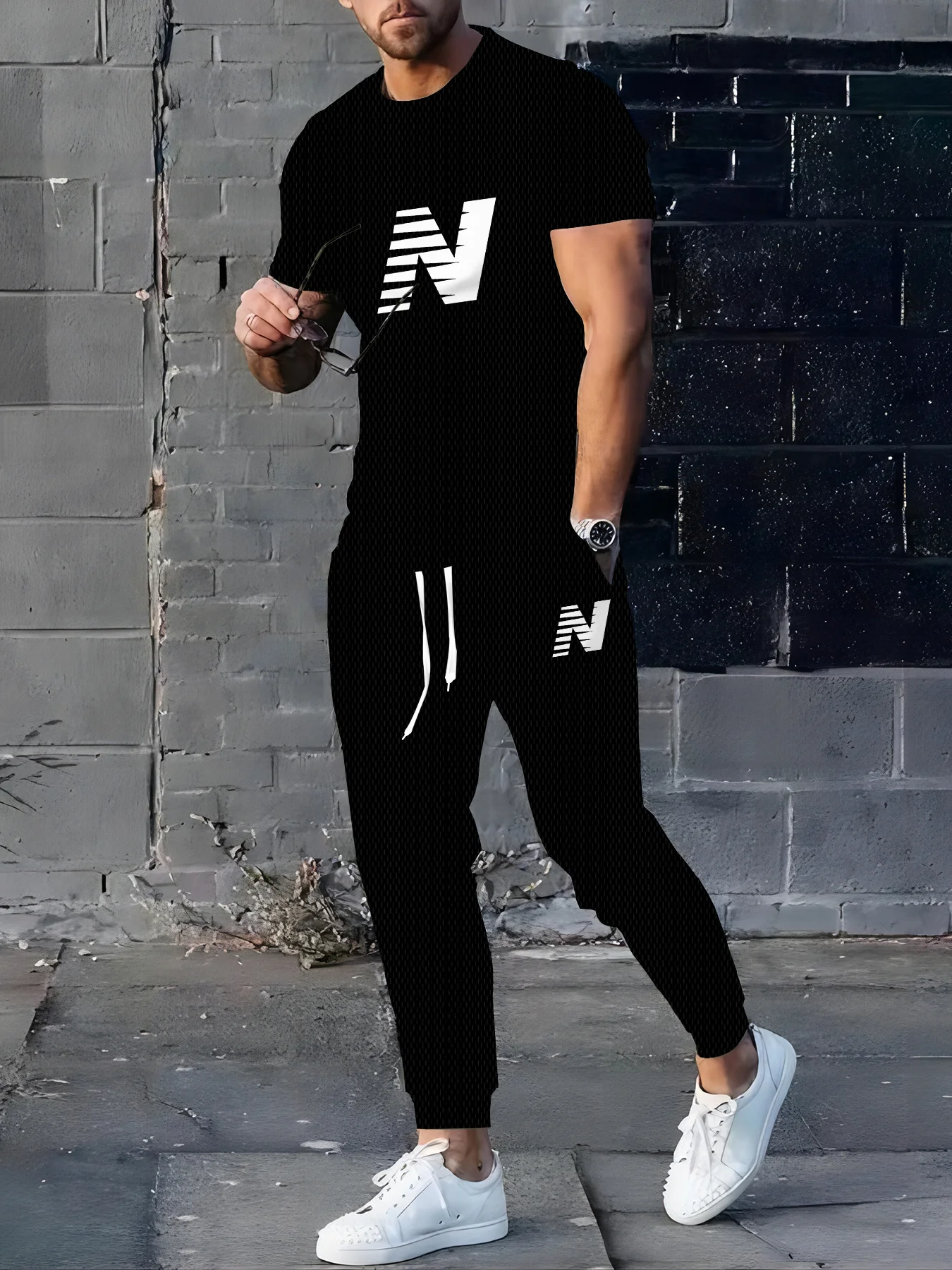 

Лето 2025 года, новый уличный повседневный модный простой мужской комплект с 3D-печатью букв, который мягкий, удобный и дышащий.