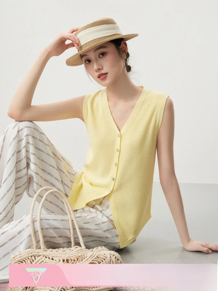 

Linen Nacre Button Knitted Vest Women's Fashionable Elegant Style Short Length Regular Thickness Soft Polyester Spring New Ar...