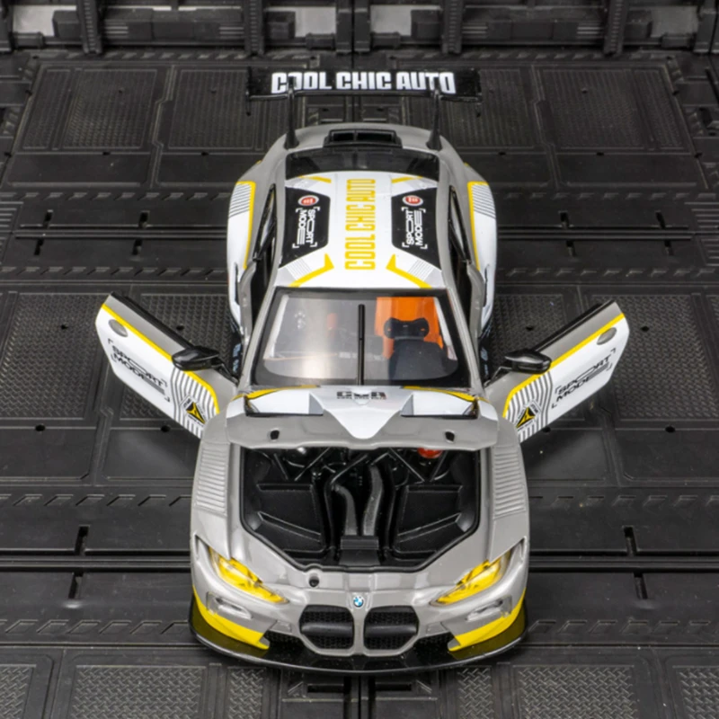 Coche deportivo de aleación BMW M4 GT3, vehículo de juguete de Metal fundido a presión, modelo de simulación de sonido y luz, colección de regalo para niños, 1:24