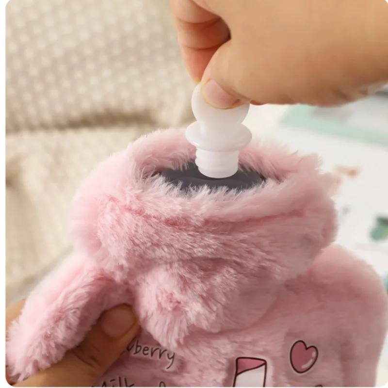 Lovely Cartoon Hand Warm Water Bottle Mini Hot Water Bottles Portable Villus Hand Warmer Girls Pocket Hand Feet Hot Water Bags