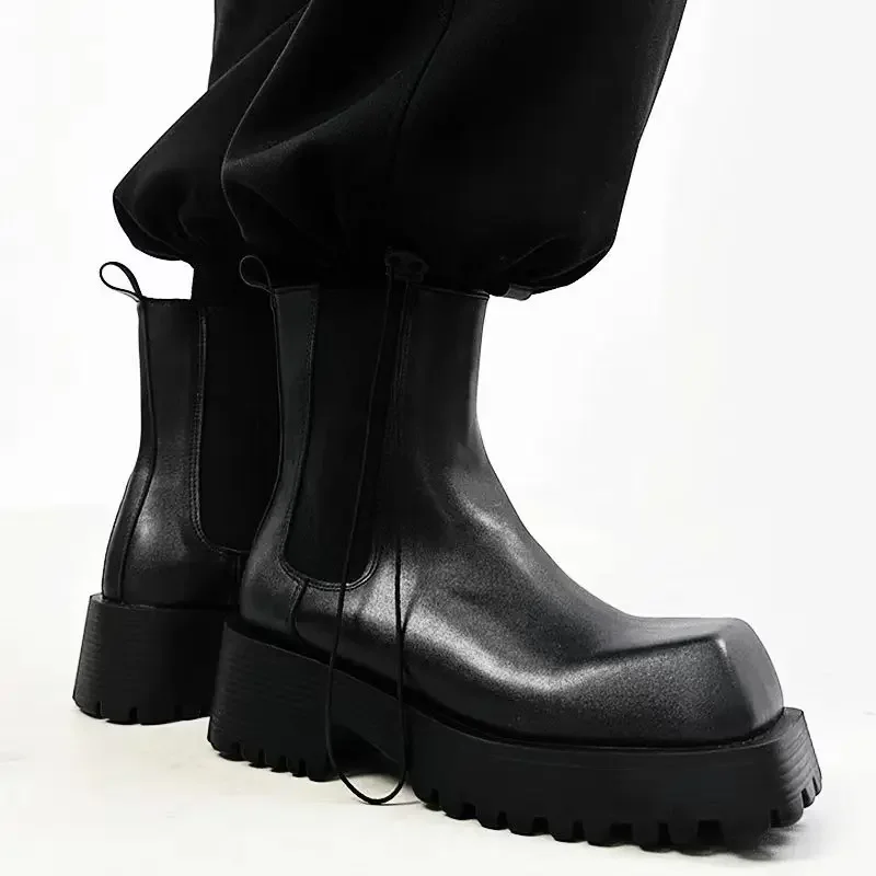 

Черные ботинки на платформе с квадратным носком, женские/мужские модные ботильоны на осень-зиму, новинка 2023 года, туфли без шнуровки из эластичной ткани на танкетке сбоку