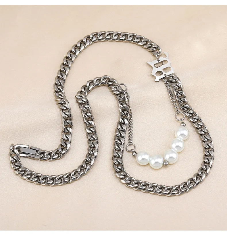 

New street titanium steel men's and women's necklaces, autumn and winter sweater chains, letter collarbone chains