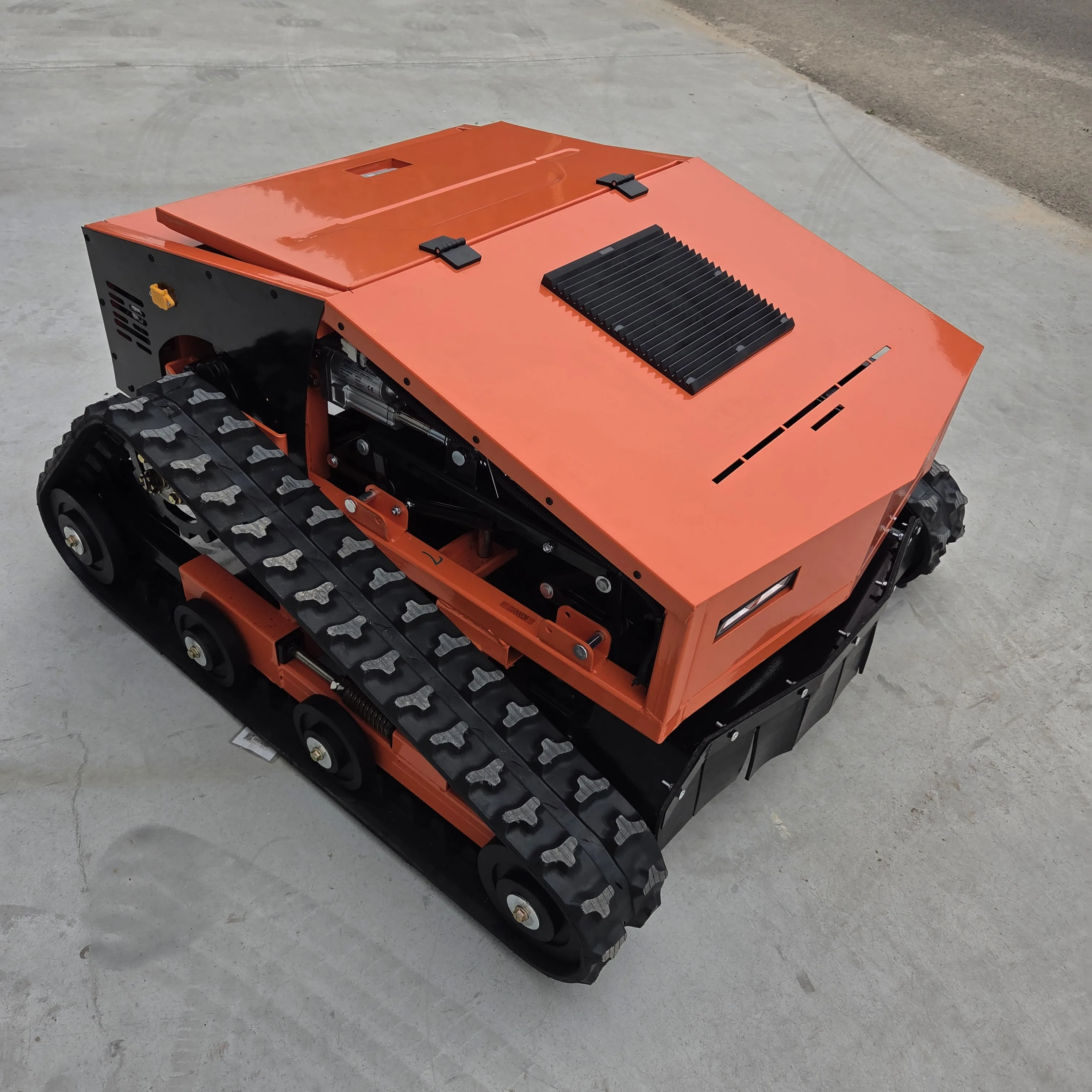 ZNW - 800B op afstand bestuurbare grasmaaier: 60 °   Heuvelklimmen, 3800 ㎡ /H, draadloze bediening voor moeiteloos maaien