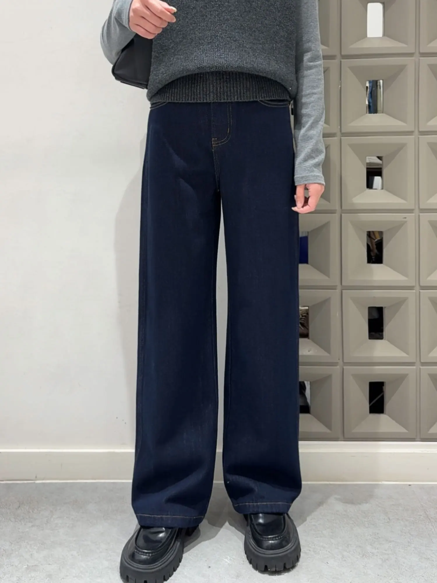 

Noxulara Authentic Winter 2025 Korean Sle Fce Lined Straight Leg Jeans High Waist Zipper Closure Color Casual Pants