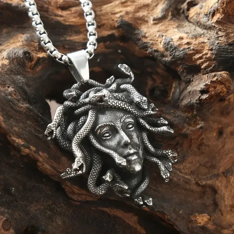 Men\'s Medusa Pendant Necklace Vintage Snake Animal Accessories Party Gift