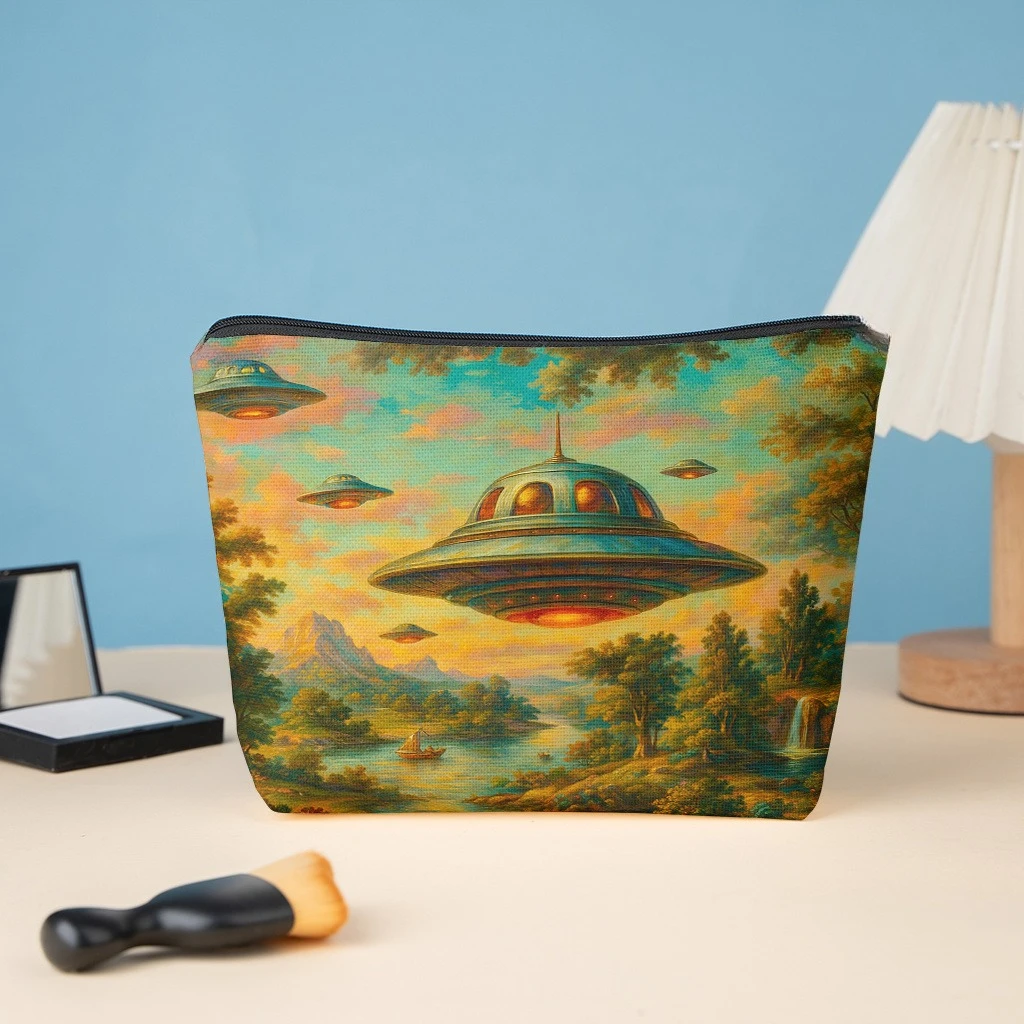Spaceship with Natural Scenery, A Stylish Wallet with A Zipper, A Snack Bag for Work, A Skincare Product Storage Bag