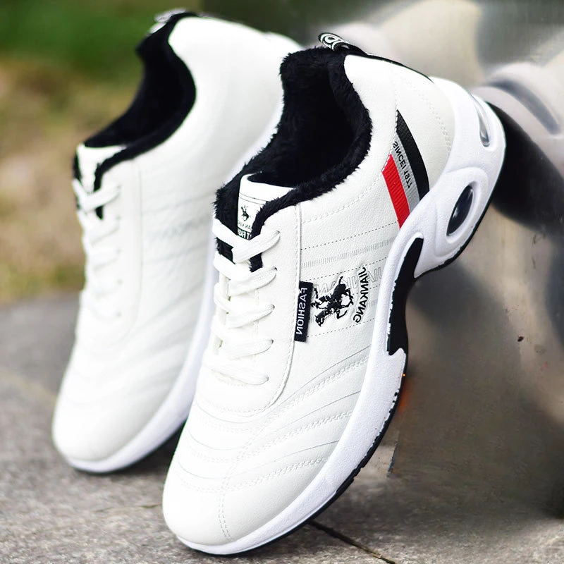 Men's leather sneakers Casual versatile shoes Outdoor non slip running footwear Fashion men's board shoes Zapatos Homme image 3
