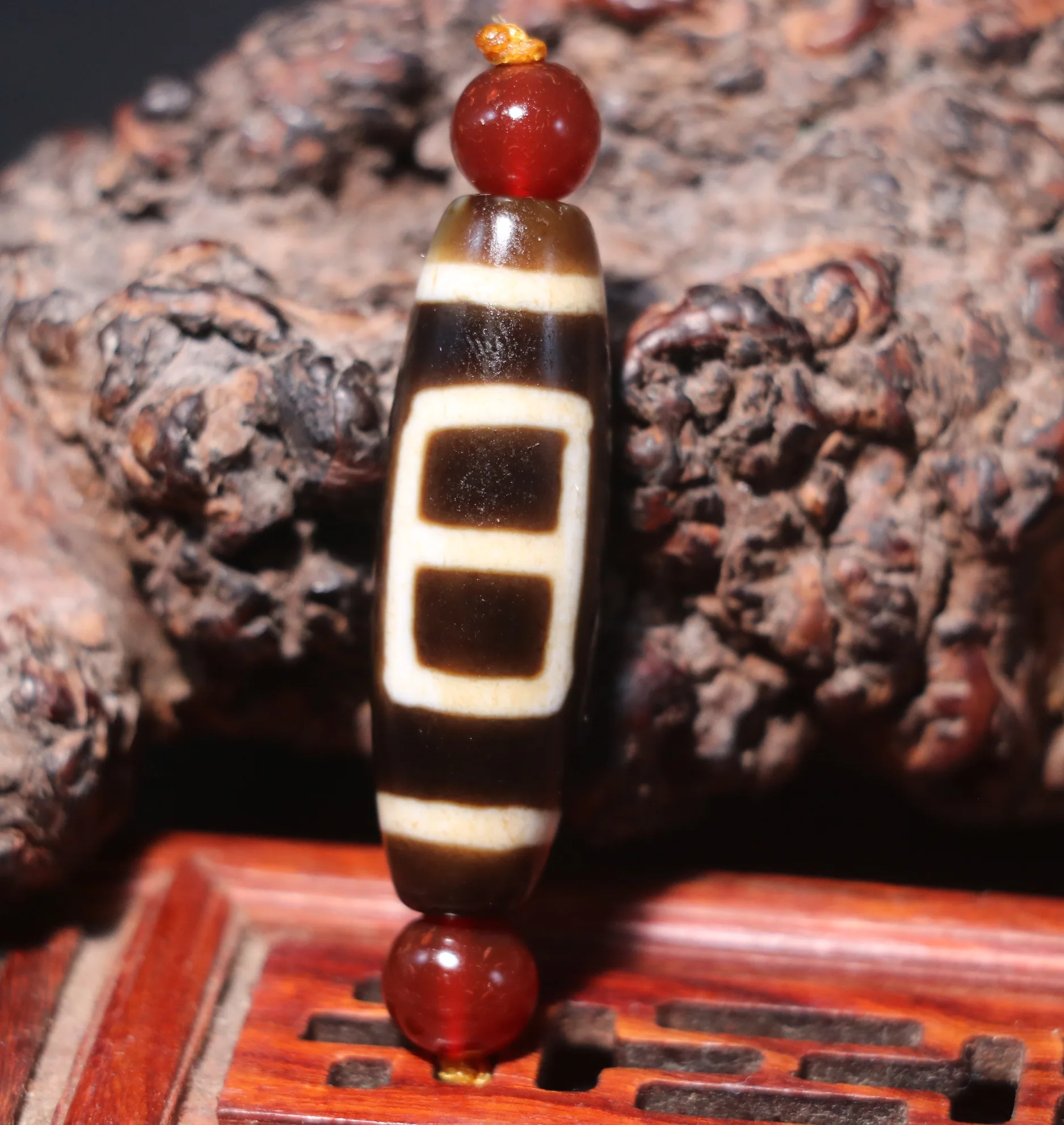 A Magic Power Energy Tibetan Old Agate Harmonious Sun&Moon dZi Bead Amulet Fit For Bracelet Talisman Treasure Timestown Top