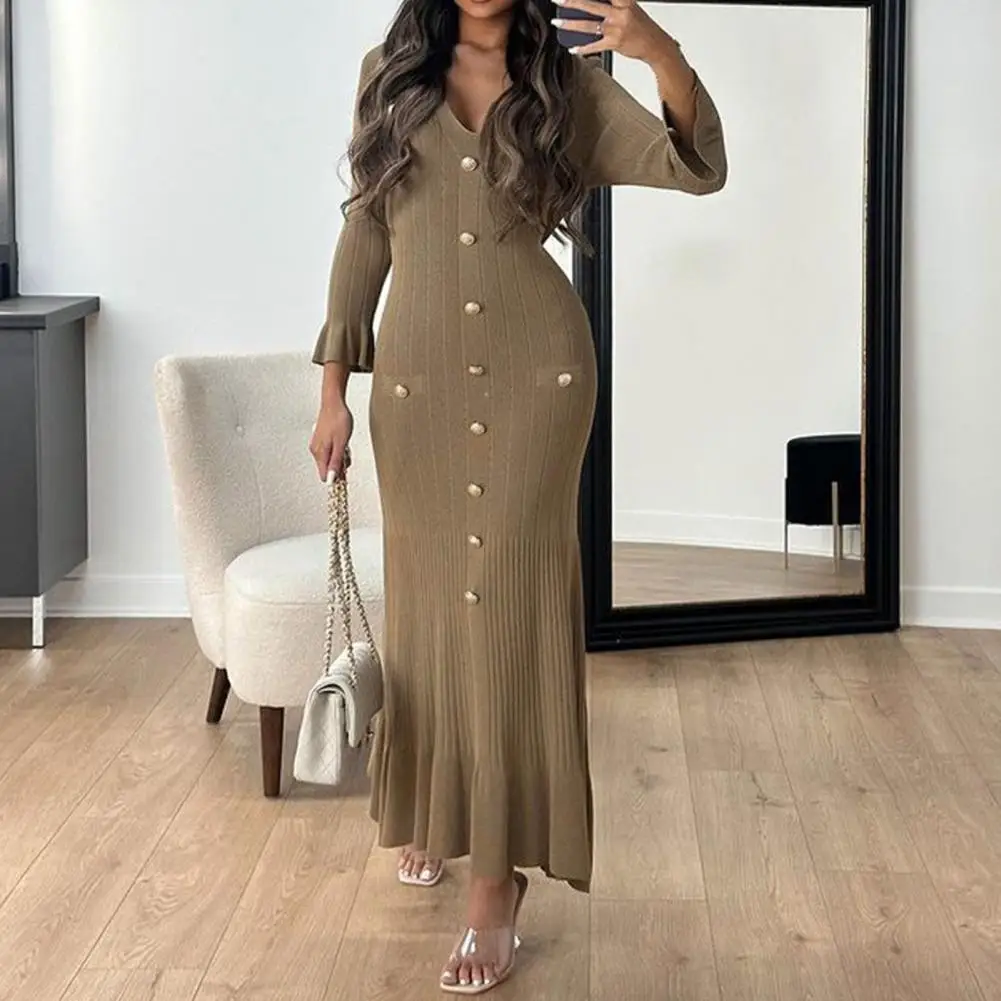 

Sheath Dress Elegant V Neck Knitted Maxi Dress with Button Decor Fishtail Hem Women's Slim Fit Patchwork Solid Color for Spring