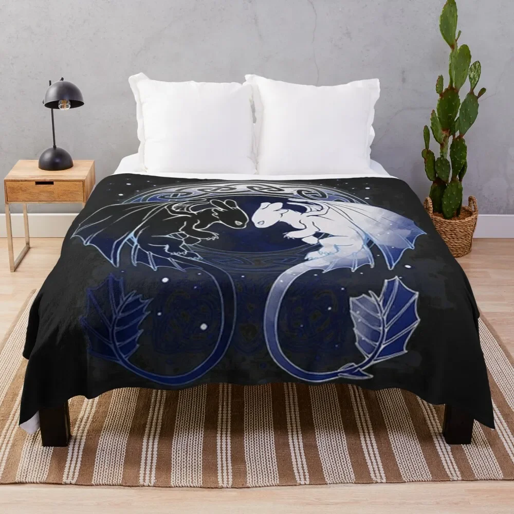 

Two Dragons Throw Blanket Warm Comfortable Blanket for Office Napping