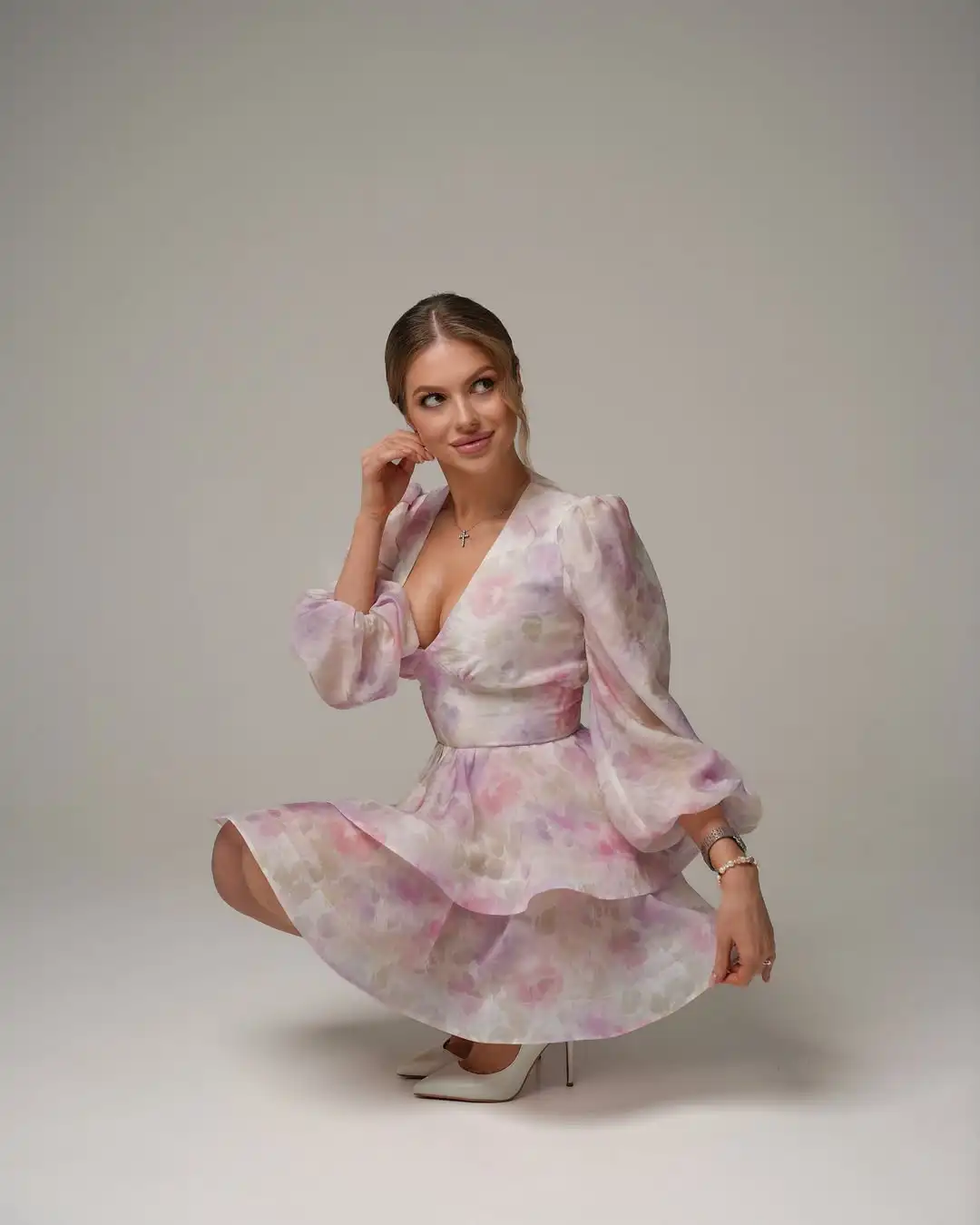MD Elegant Floral Printed High Waist Mini Prom Gown  Flare Long Sleeve V Neck Tiered  Pleat Cocktail Dress 2025 Customsied