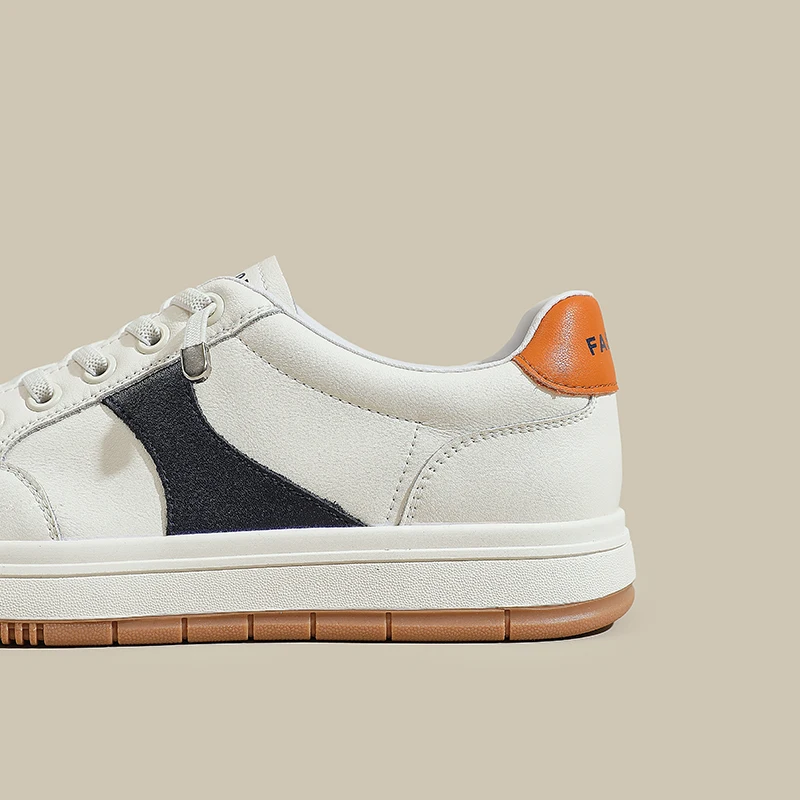 Zapatillas planas nuevas y cálidas de felpa de invierno de alta calidad con diseño Original para mujer, zapatos con aumento de altura de colores mezclados en blanco y negro