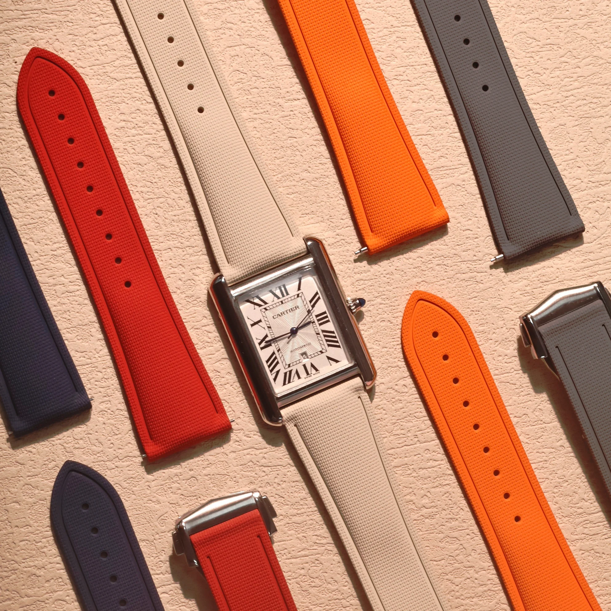 

Универсальный резиновый быстросъемный ремешок для часов Cartier Tank Omega Seamaster серии FKM с раскладывающейся пряжкой 20 мм 21 мм 22 мм