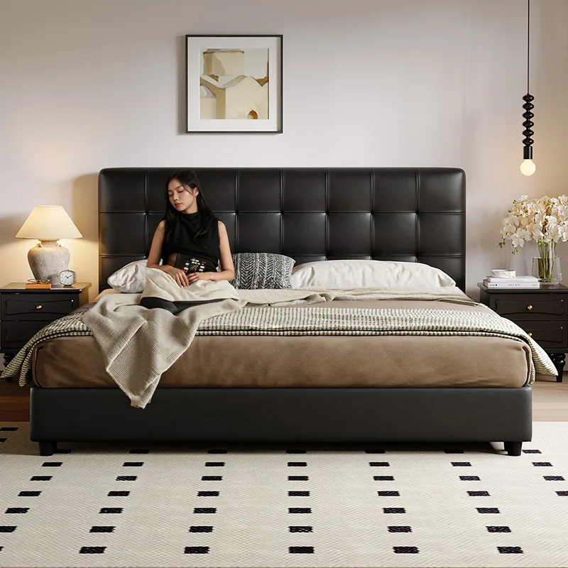 

Leather bed master bedroom high-end atmosphere Italian minimalist black retro light luxury waffle air pressure high box storage