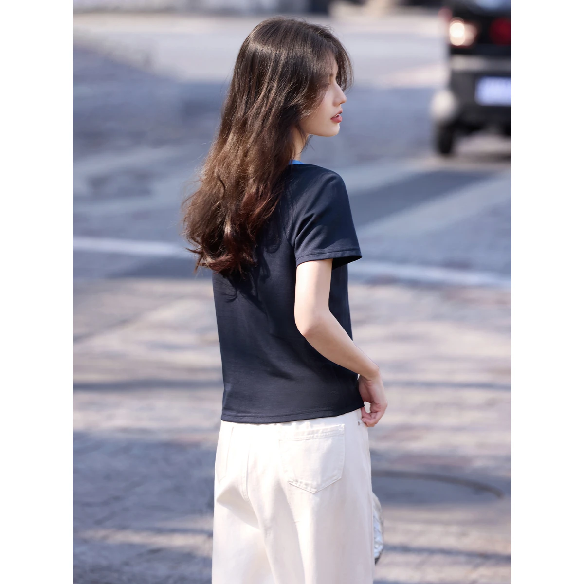 VIMLY Fashion Casual Short Sleeve Tee for Women 2026 Summer Navy Blue V-neck Colorblock Trim Versatile Commute T-shirt A6501
