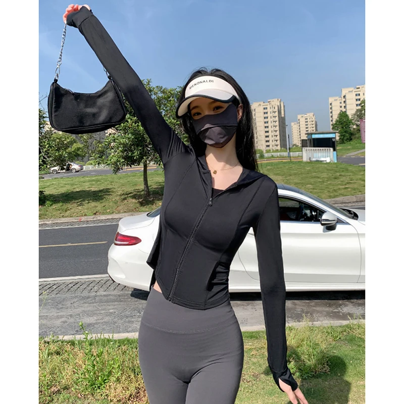 

Elegant Casual Yoga Shirt Women Zipper Hooded Solid Fashion Sunproof Jacket Breathable Quick Drying Tennis Jogging Sports Top
