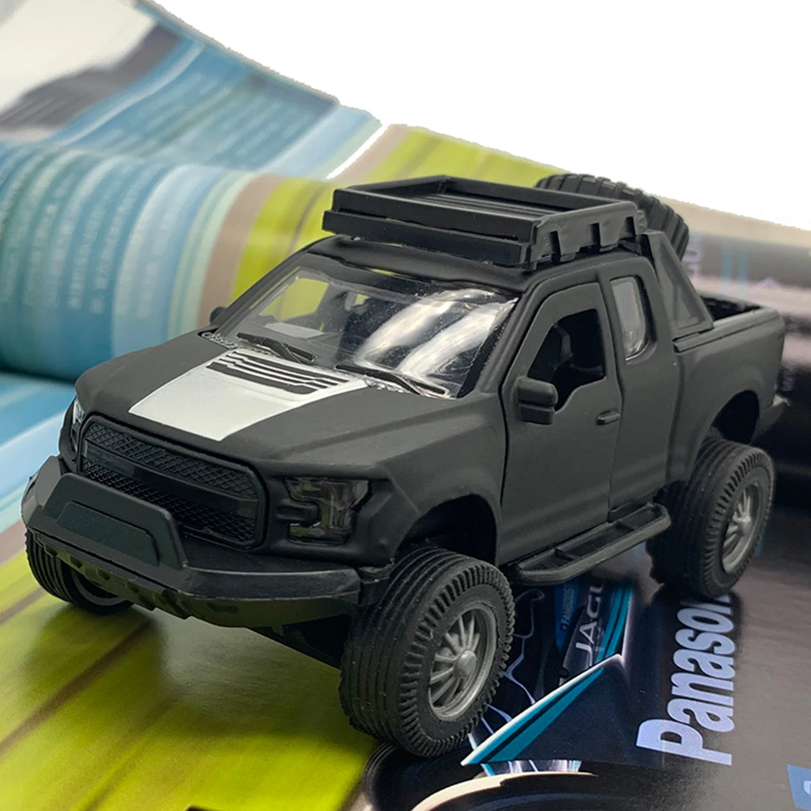 1:36 Scale F-150 Alloy Car Model - Spring-Back Action Toy for Kids - Authentic Replica Fun