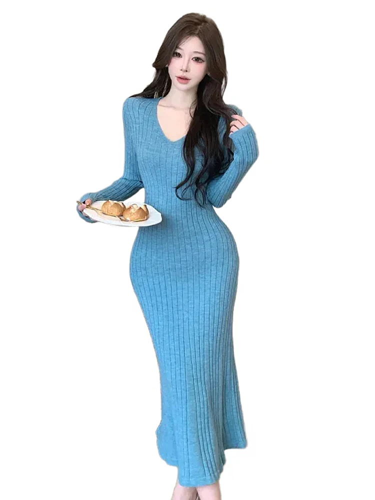 レディース レッド 縦縞 長袖 ニット ボディコン ドレス Vネック ウエストフィット デザイン シック インナーレイヤー ブラック 冬用コート スカート付き