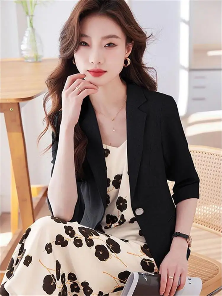 

White Casual Slim Fit Women's Jaet Summer Thin Seven Sve Length Faionable ort Coat Button Detail Chinese Production