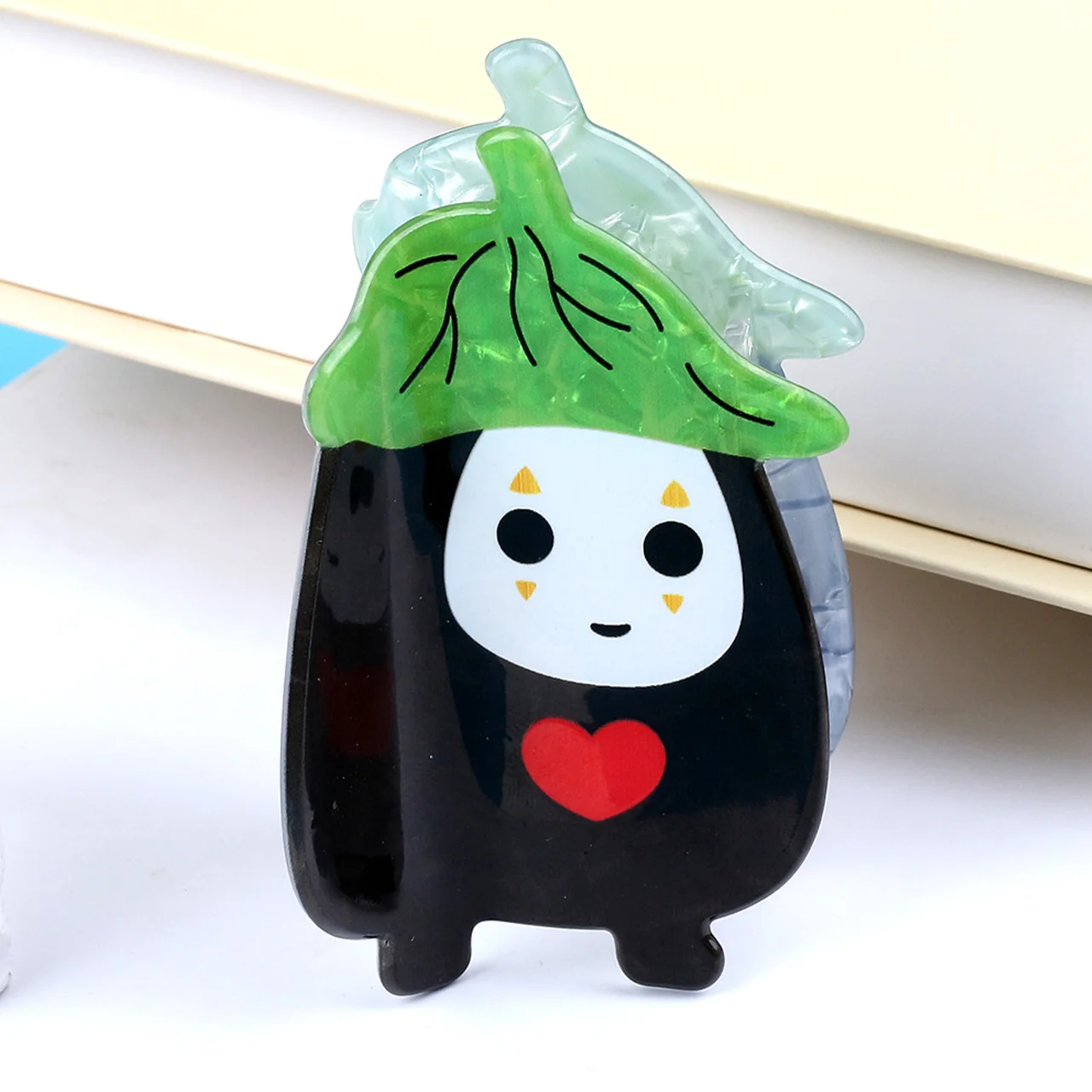 

Cute purple small eggplant hair claw, multi-functional hair accessory hair claw