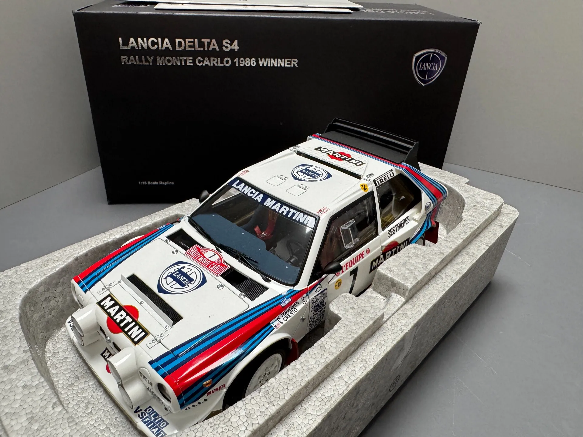 Autoart 1:18 Delta S4 #7 Rac Rally 1985 Winner Simulation Limited Edition All Open Alloy Metal Static Car Model Toy Gift