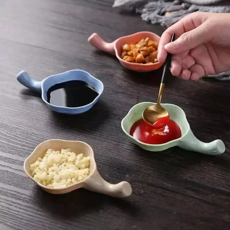 H (Random Color Delivery) Wheat Straw Sauce Dishes Chopstick Rest Sushi Soy Dipping Bowl Appetizer