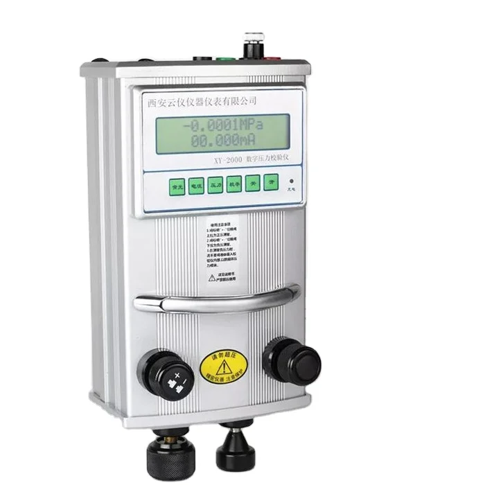 Portable digital pressure calibrator