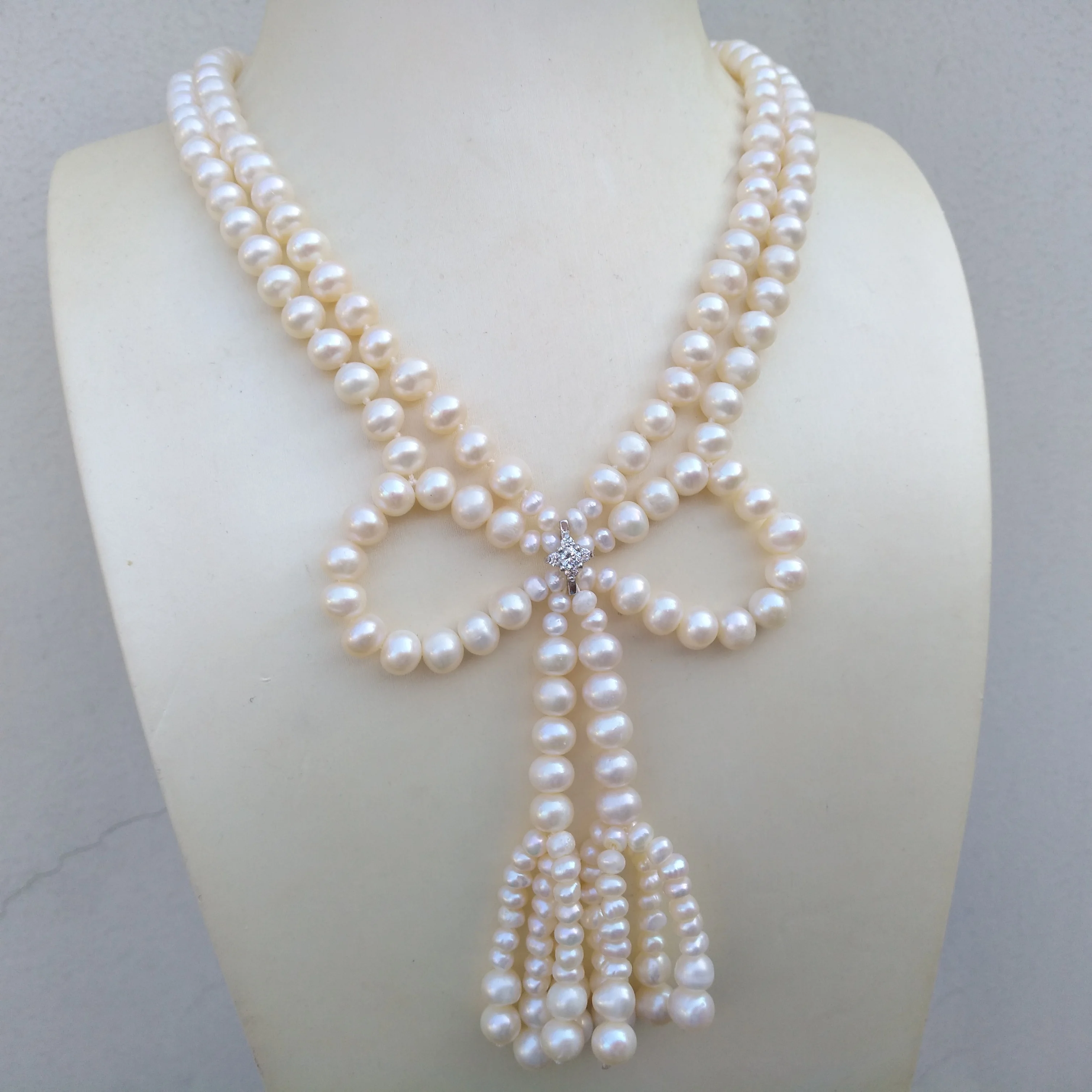 Double Strand AAAA + Natural Akoya White Pearl Necklace 40cm Hand-Kintted  Please see more pictures