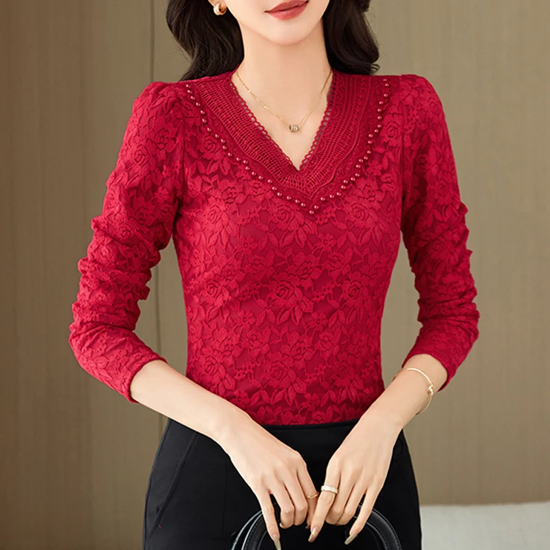 

Korean style long sleeved lace shirt for women's autumn and winter new high-end fashion plus size slim fit V-neck casual top